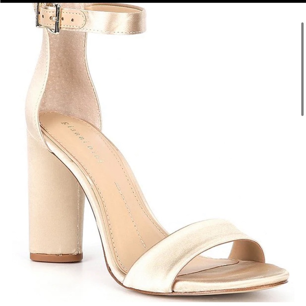 Gianni Bini Heels (New in Box)